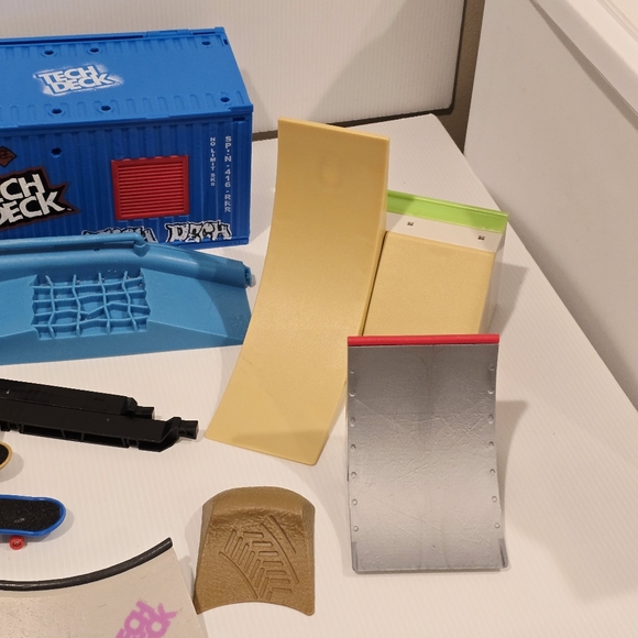 Tech Deck Container and Ramp Set - Picture 9 of 16